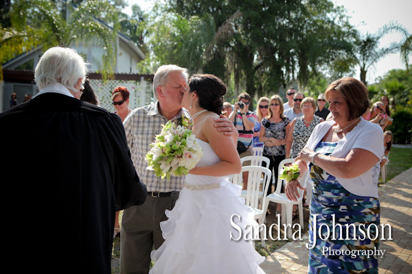 Best Paradise Cove at Buena Vista Watersports in Orlando, Florida wedding photographer - Sandra Johnson (SJFoto.com)